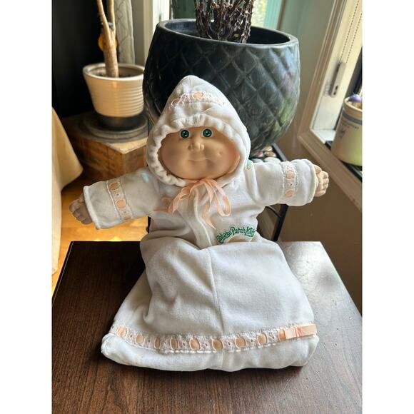 2 1983 Cabbage Patch Kids Boy Athlete w/ Blue Eyes & VTG BALDY PREEMIE - Picture 7 of 12